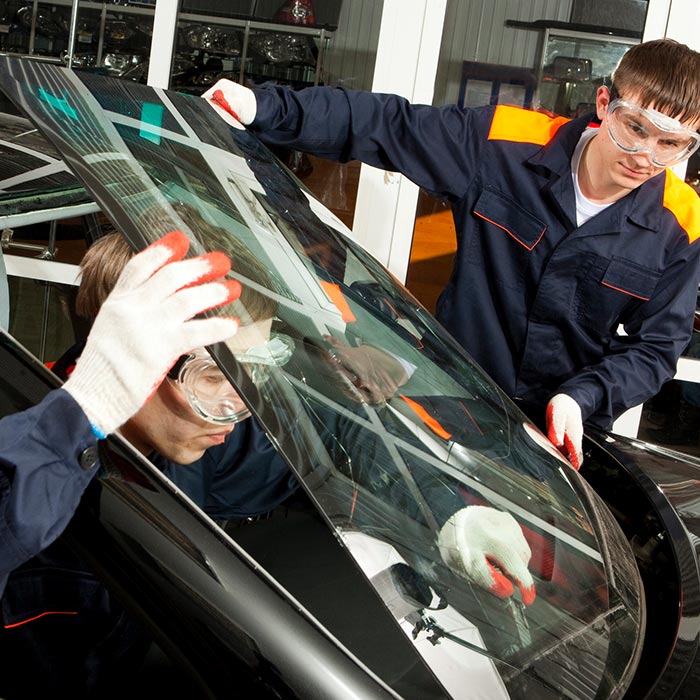Auto Glass Repairs in Hewlett, | Hewlett House of Tires